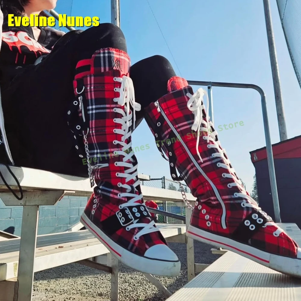 Heart Shaped Buckle Platform B - đánh giá và giá Street Fashion Trend 2025